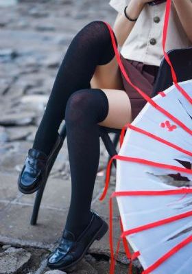 年轻的嫂子在线